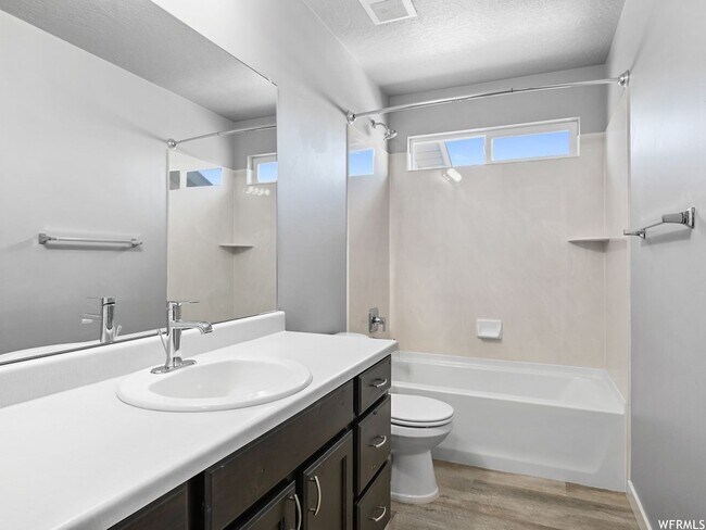 Building Photo - 12949 Penywain Ln