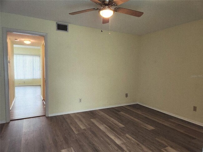 Building Photo - 2457 Ecuadorian Way