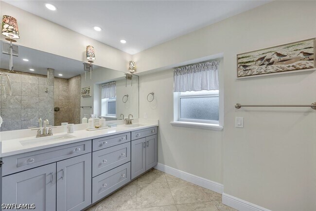 Building Photo - 517 Parkwood Ln