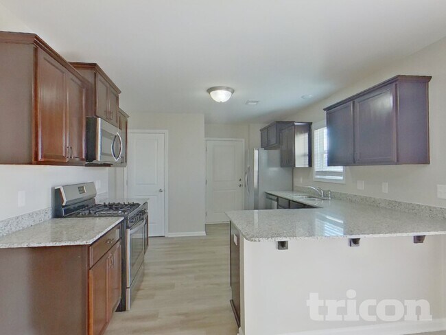 Building Photo - 1090 Heart Pine Dr