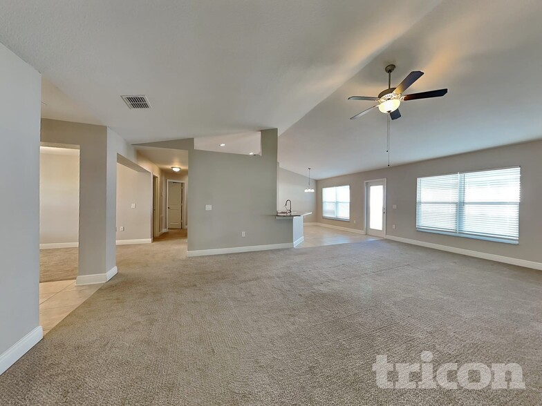 Building Photo - 1599 Lemon Ave