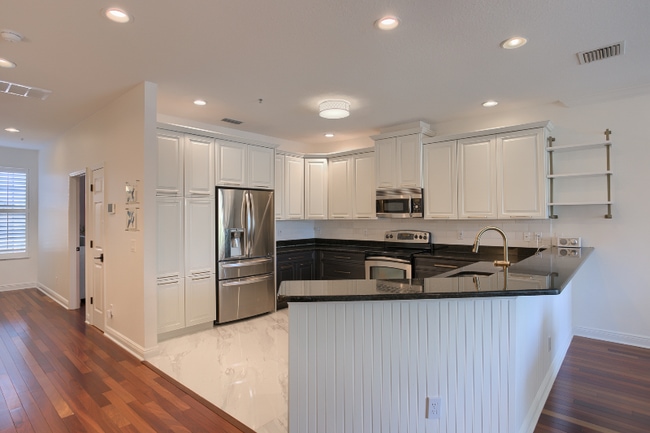 Building Photo - 4625 Overlook Dr NE