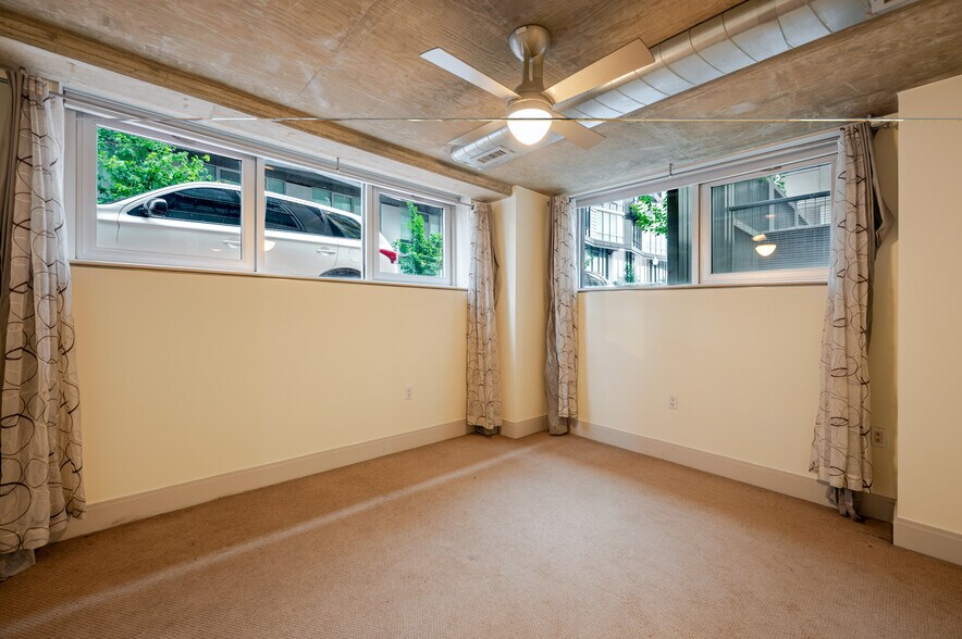 Building Photo - 929 Florida Ave NW