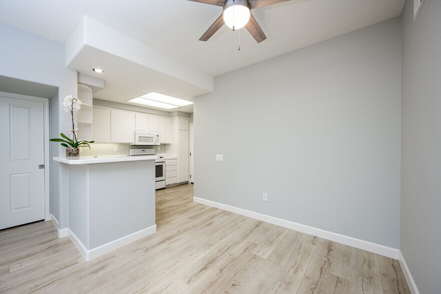 Building Photo - 104 Tropea Aisle