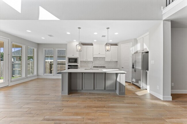 Building Photo - 528 Oakview Bend Dr