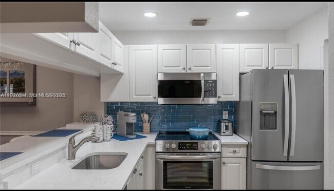 Building Photo - 2916 Tuscany Ct