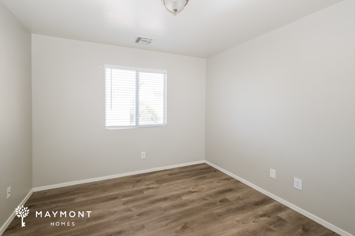 Building Photo - 5166 W Illini St