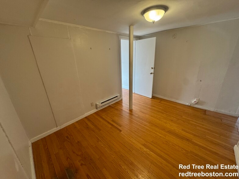 Building Photo - 1725 Commonwealth Ave