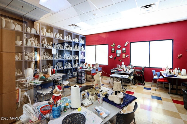 Building Photo - 42360 Abbey Rd