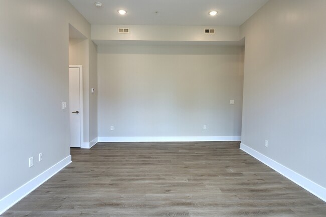 Building Photo - 4000 W Girard Ave