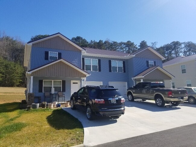 Building Photo - Coming Soon in Sevierville!