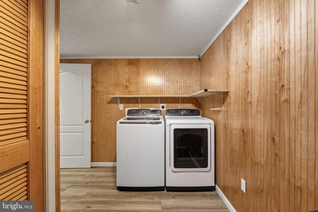 Building Photo - 48375 Sunburst Dr