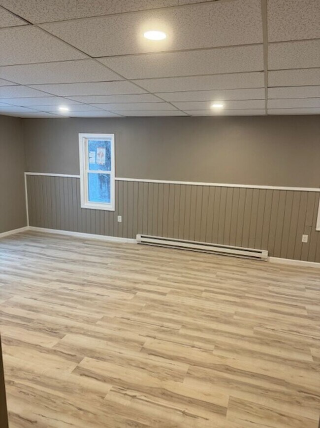 Building Photo - 16 Knightville Dam Road