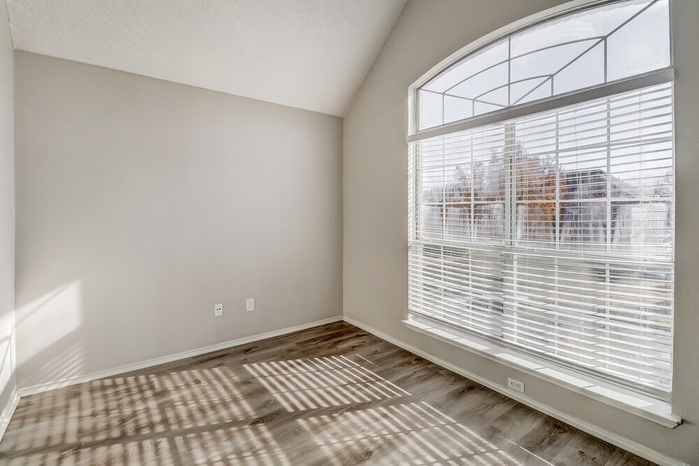 Building Photo - 1511 Springwood Dr