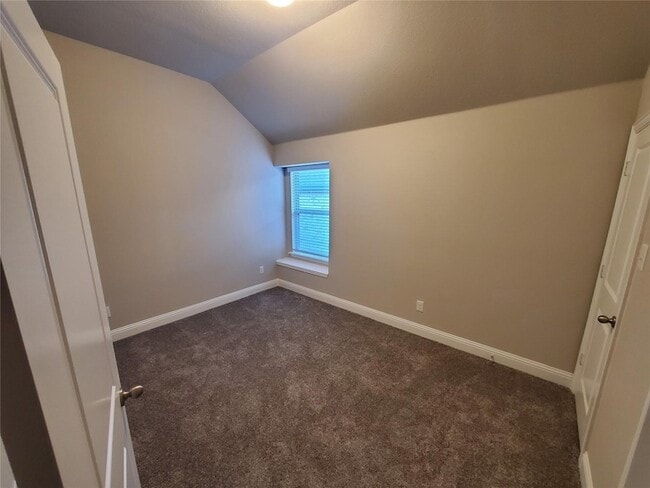 Building Photo - 14928 Chipwood Dr