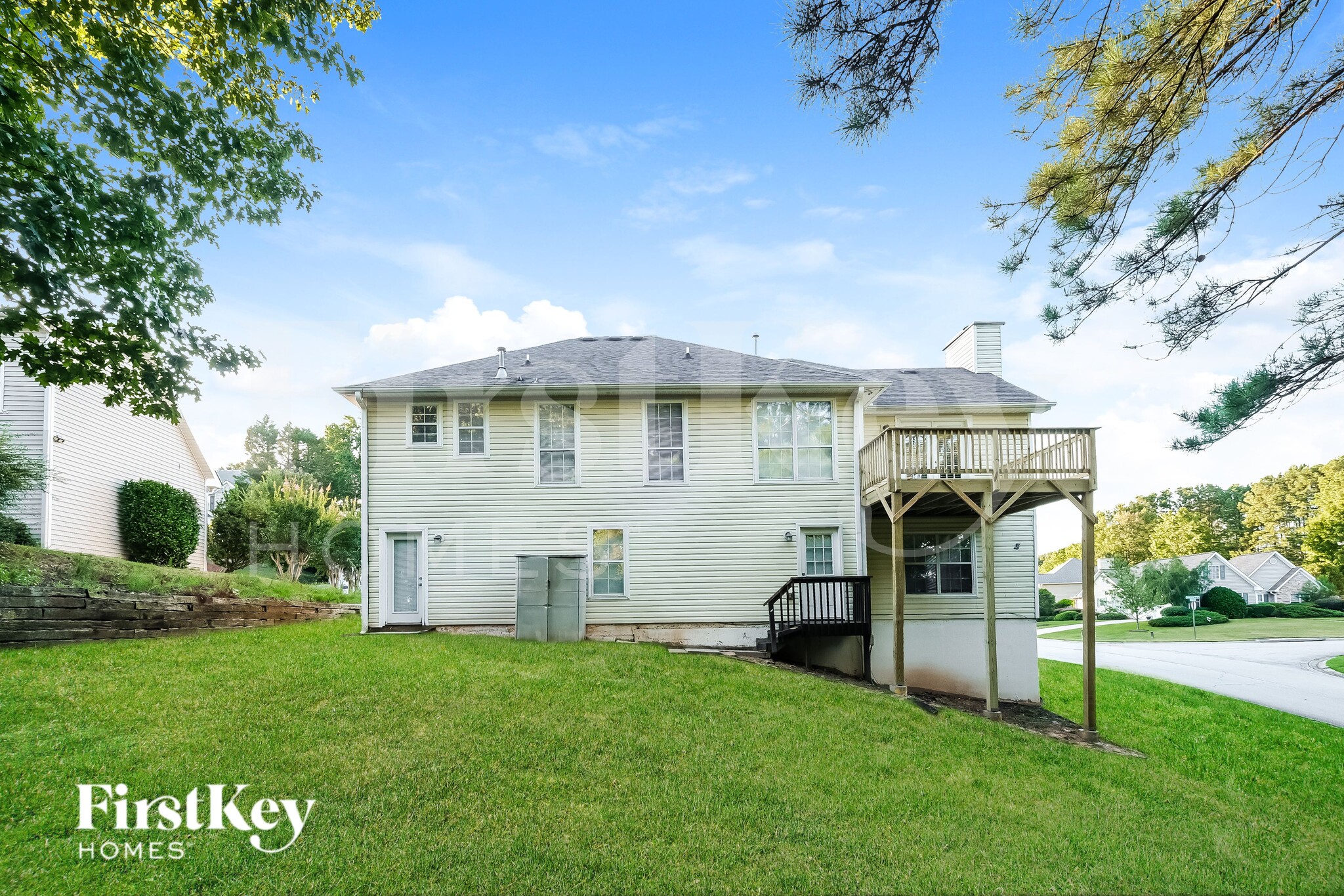 Building Photo - 3810 Riversong Dr NW