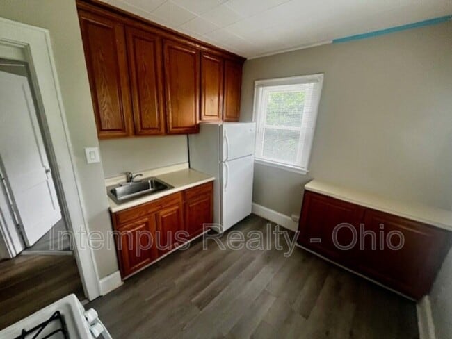 Building Photo - 4237 Vine St