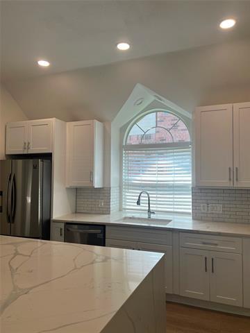 Building Photo - 4028 Eastleigh Dr