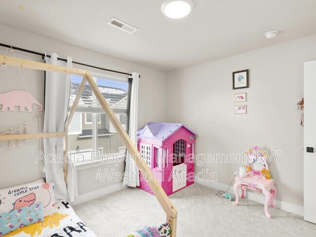 Building Photo - 3928 Hardman Way