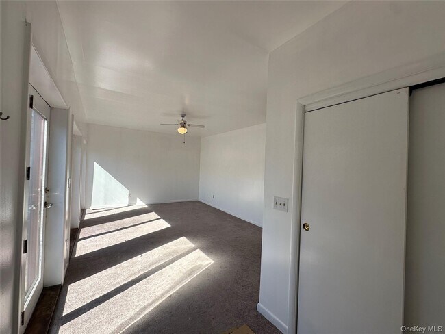 Building Photo - 165 Ulster Ave