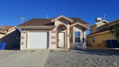 Building Photo - Best  Deal In El Paso Rentals!!