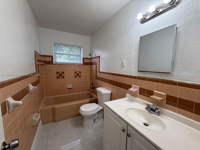 Building Photo - 3440 NW 4th St