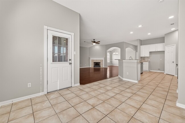 Building Photo - 15318 Bent Twig Way