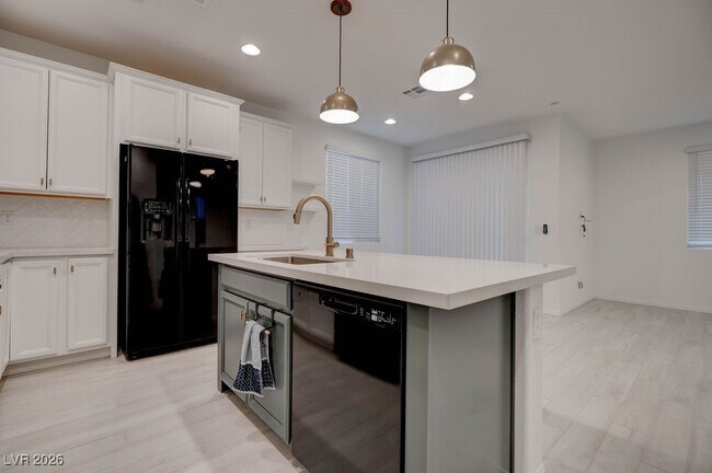 Building Photo - 111 Balsam Leaf Ct