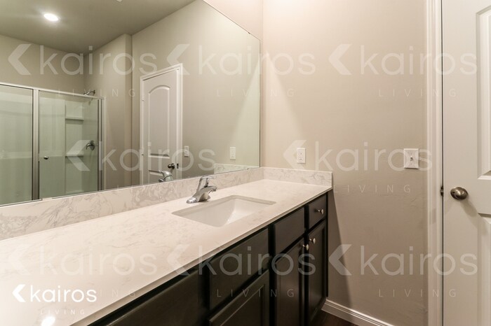 Building Photo - 913 NW 4th St