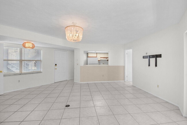 Building Photo - 3254 SE Aster Ln