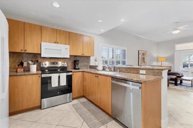 Building Photo - 3605 54th Dr W