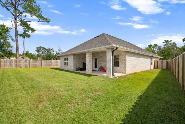Building Photo - 93 Eagles Nest Dr