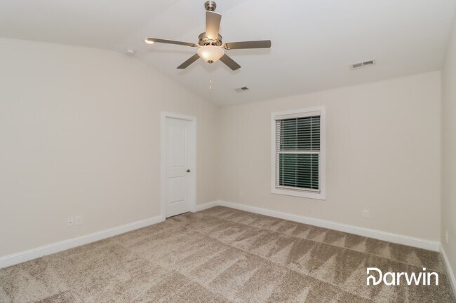 Building Photo - 127 Colonial Reserve Ave, Troutman, NC 28166