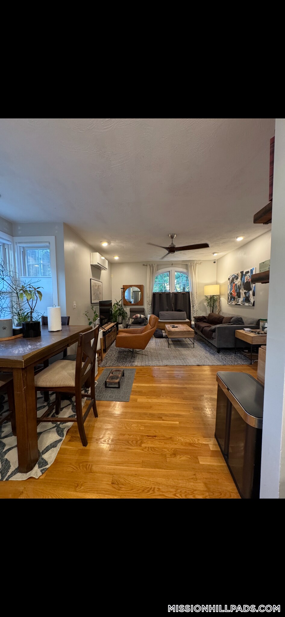 Building Photo - 120 Highland St