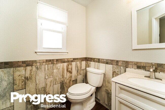 Building Photo - 4483 Lyndenwood Point