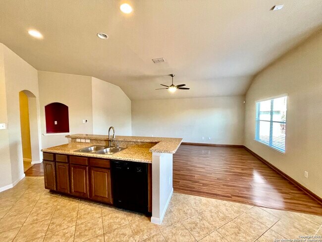 Building Photo - 2034 Gray Fox Creek