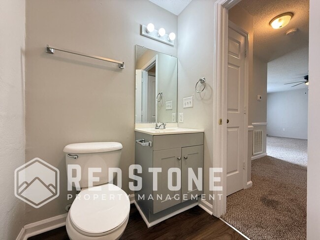 Building Photo - 431 Cleveland Ct