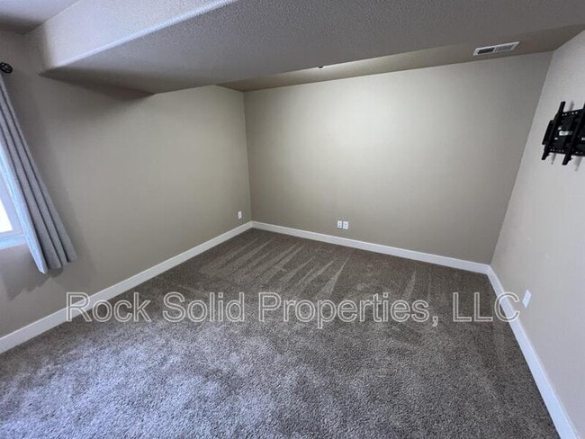 Building Photo - 3712 Gunsmoke Rd