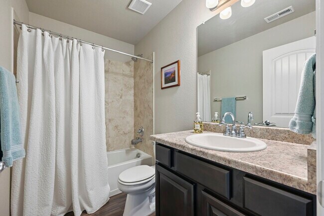 Building Photo - 6437 Vedder Dr