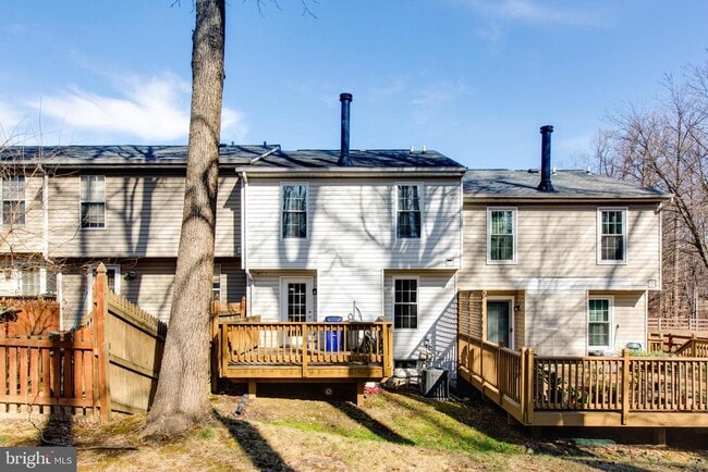 Building Photo - 8117 Ellen Way