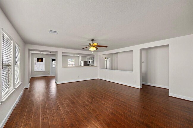 Building Photo - 18119 Waverly Hollow Ln