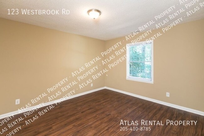 Building Photo - 123 Westbrook Rd