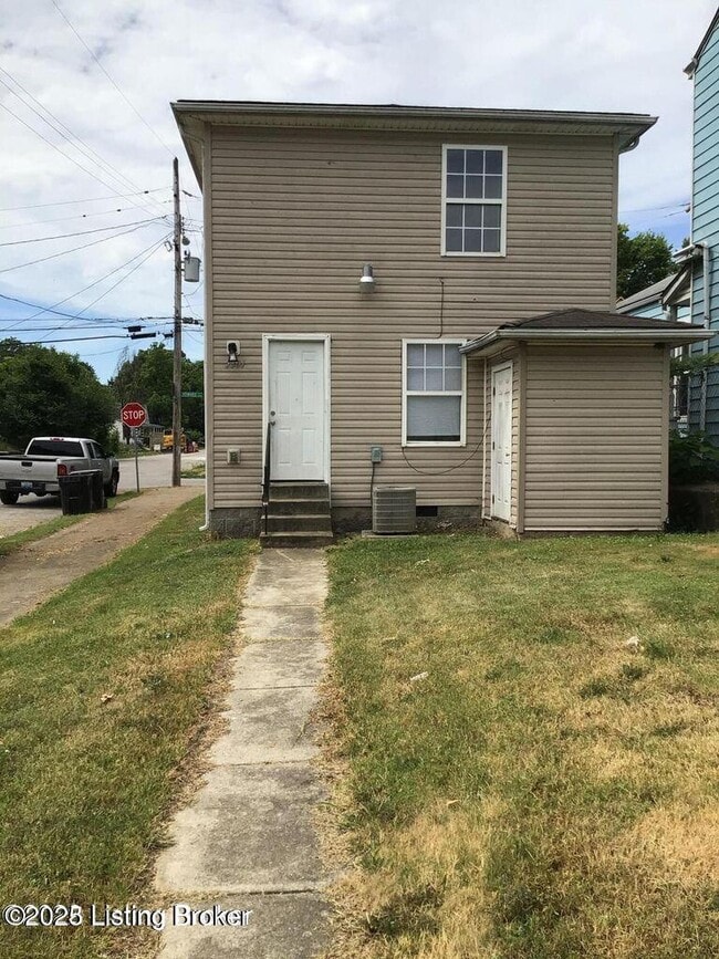 Building Photo - 2301 Howard St