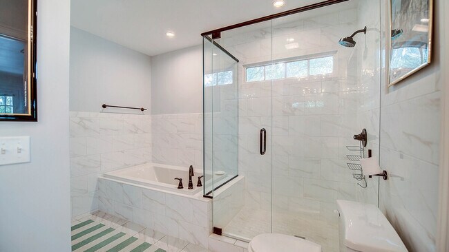 Building Photo - 635 Dune Oaks Dr