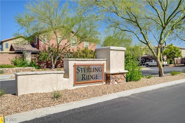 Building Photo - 9252 Valley Ranch Ave