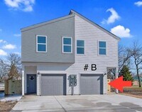 Building Photo - 2113 Wright St
