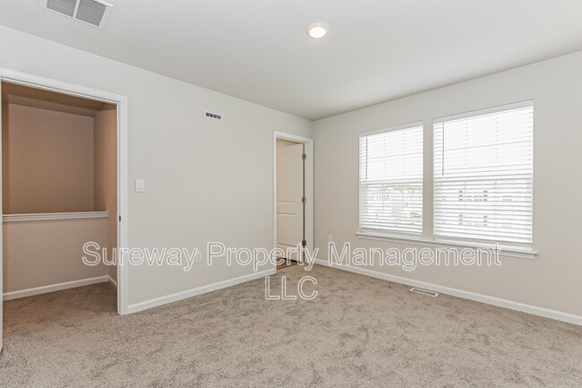 Building Photo - 204 Sandy Rdg Rd