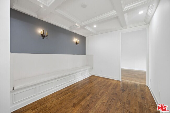 Building Photo - 4316 N Clybourn Ave