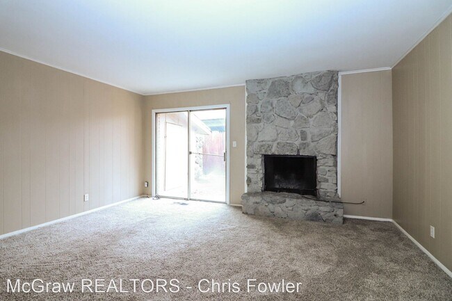 Building Photo - 3 br, 2 bath House - 5233 S. 67th E. Place