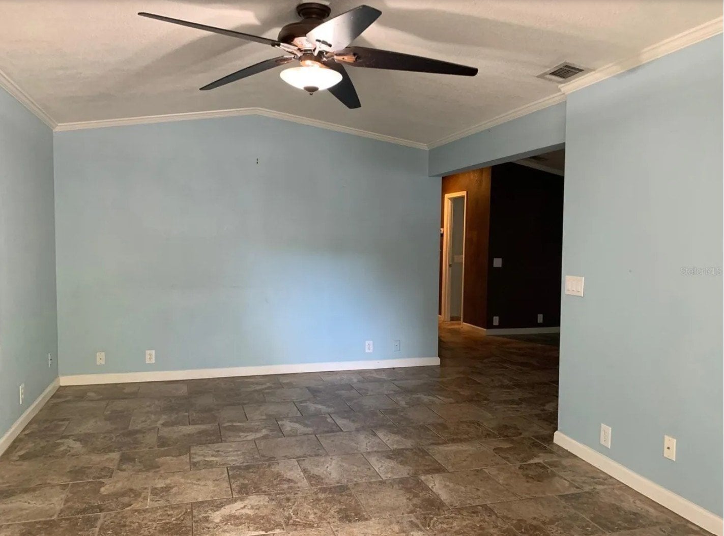 Building Photo - 3000 Clarcona Rd